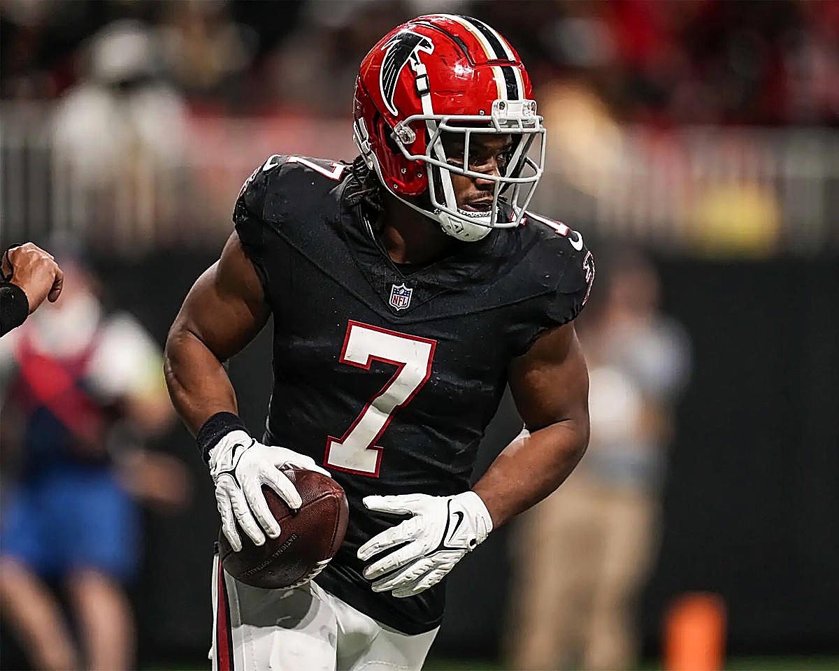 Bijan Robinson ran for 145 yards and two touchdowns as the Falcons beat the Saints, 45 to 24, on Monday night.